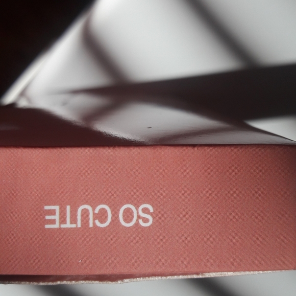 Kylie Cosmetics Lipstick Kit (Many Colors) - Picture 10 of 10